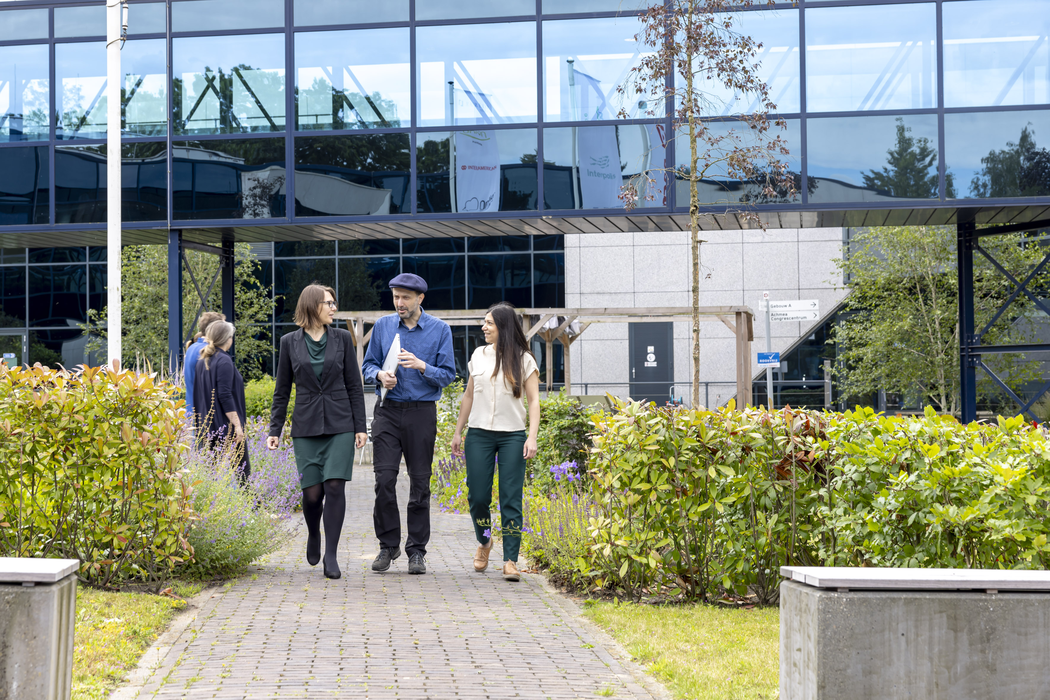 De ingang van het congrescentrum van Achmea in Zeist
